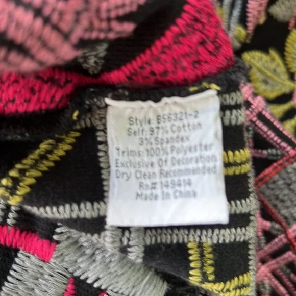 JOHNNY Was BN w tags sweater/ cardigan - Picture 9 of 9